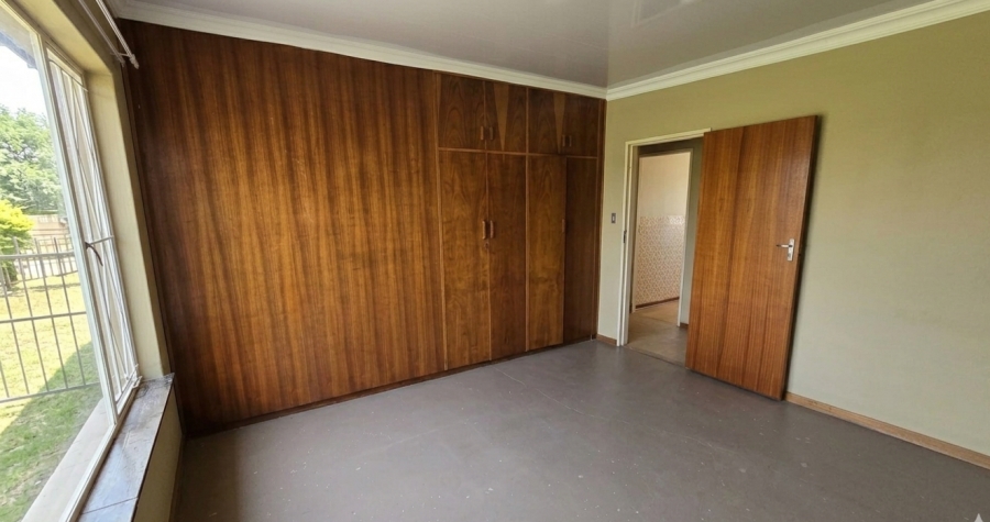 4 Bedroom Property for Sale in Pellissier Free State